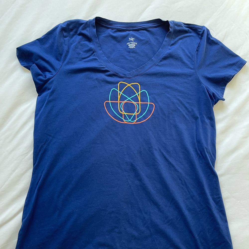 Women’s Arc’teryx T-shirt - XL